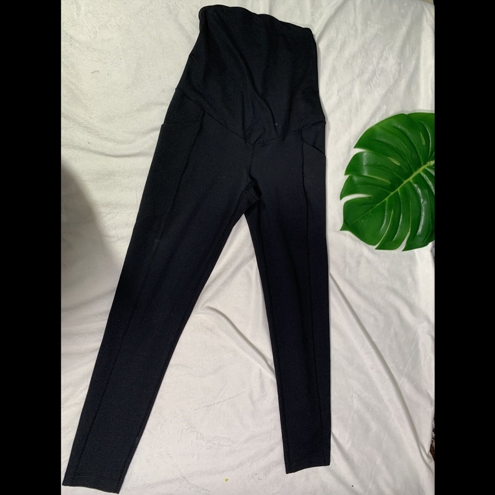 EUC Zella Live in‎ Pocket 7/8 Maternity Leggings - Picture 2 of 12